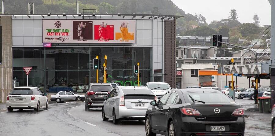 Shows a dynamic campaign for Burger King that displayed across New Zealand.